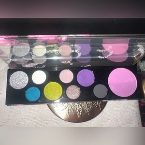 M•A•C Pretty Punk Palette